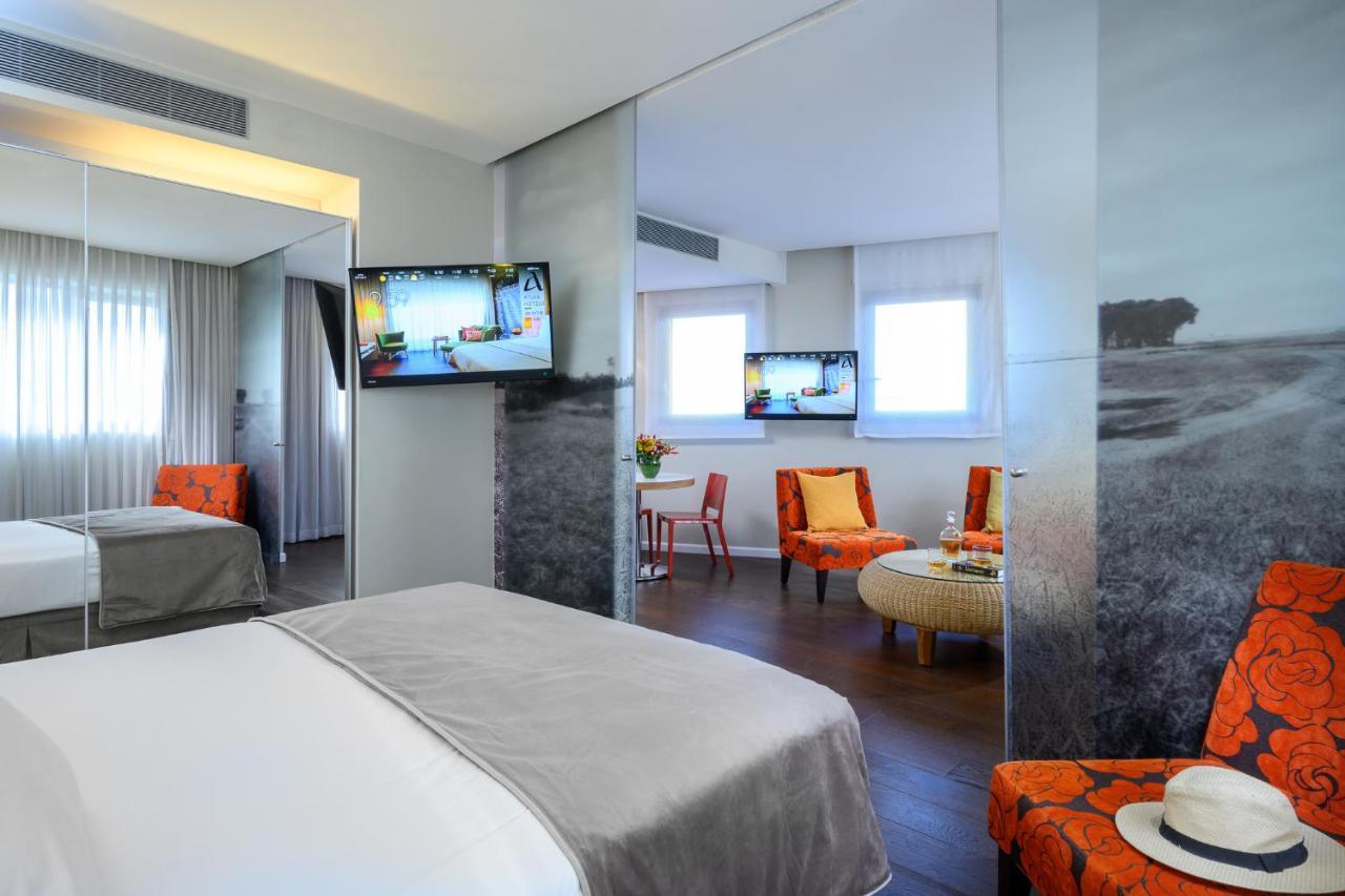 Sadot Hotel Ben Gurion Airport - An Atlas Boutique Hotel Beer Yaakov Buitenkant foto