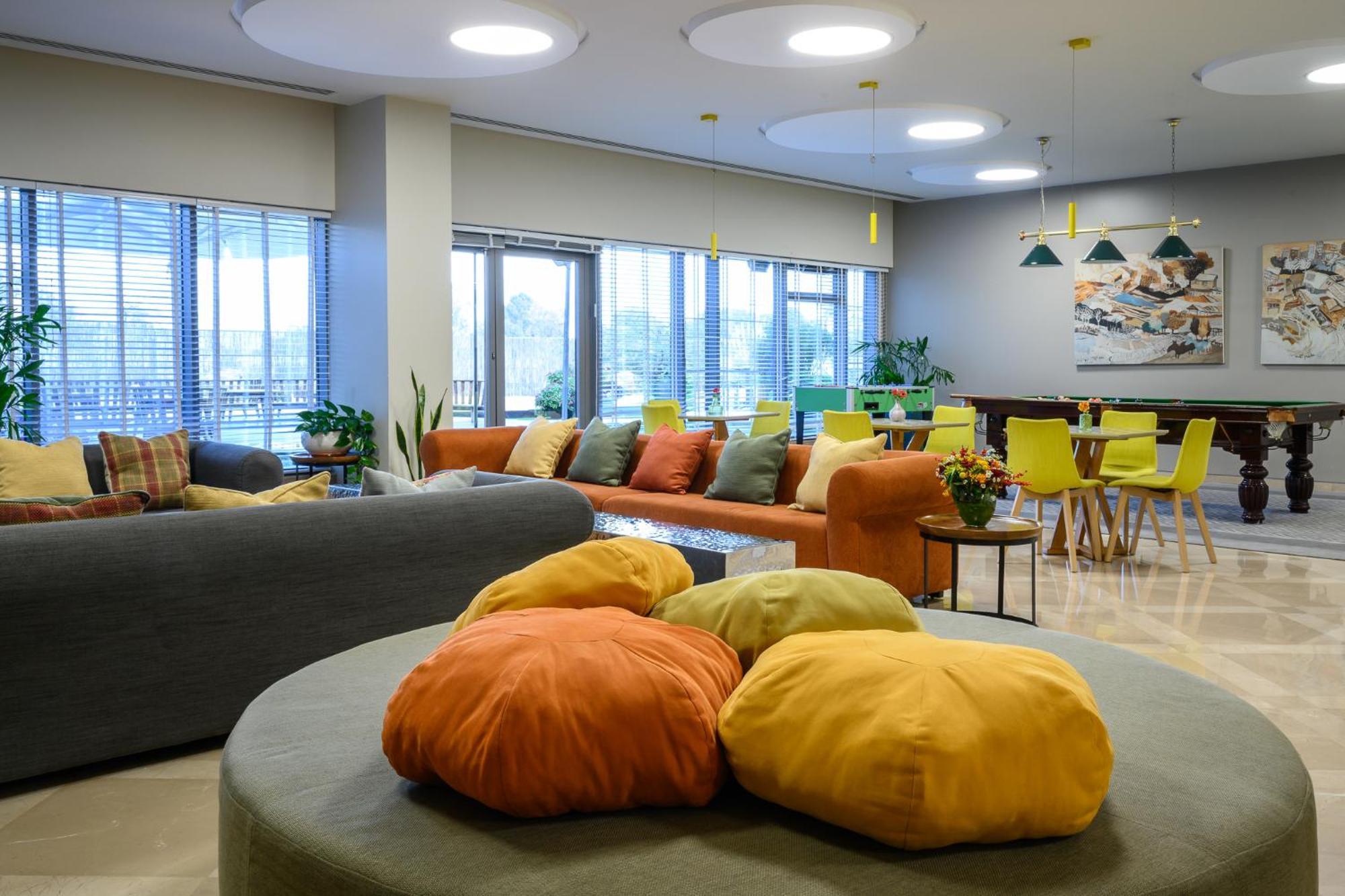 Sadot Hotel Ben Gurion Airport - An Atlas Boutique Hotel Beer Yaakov Buitenkant foto