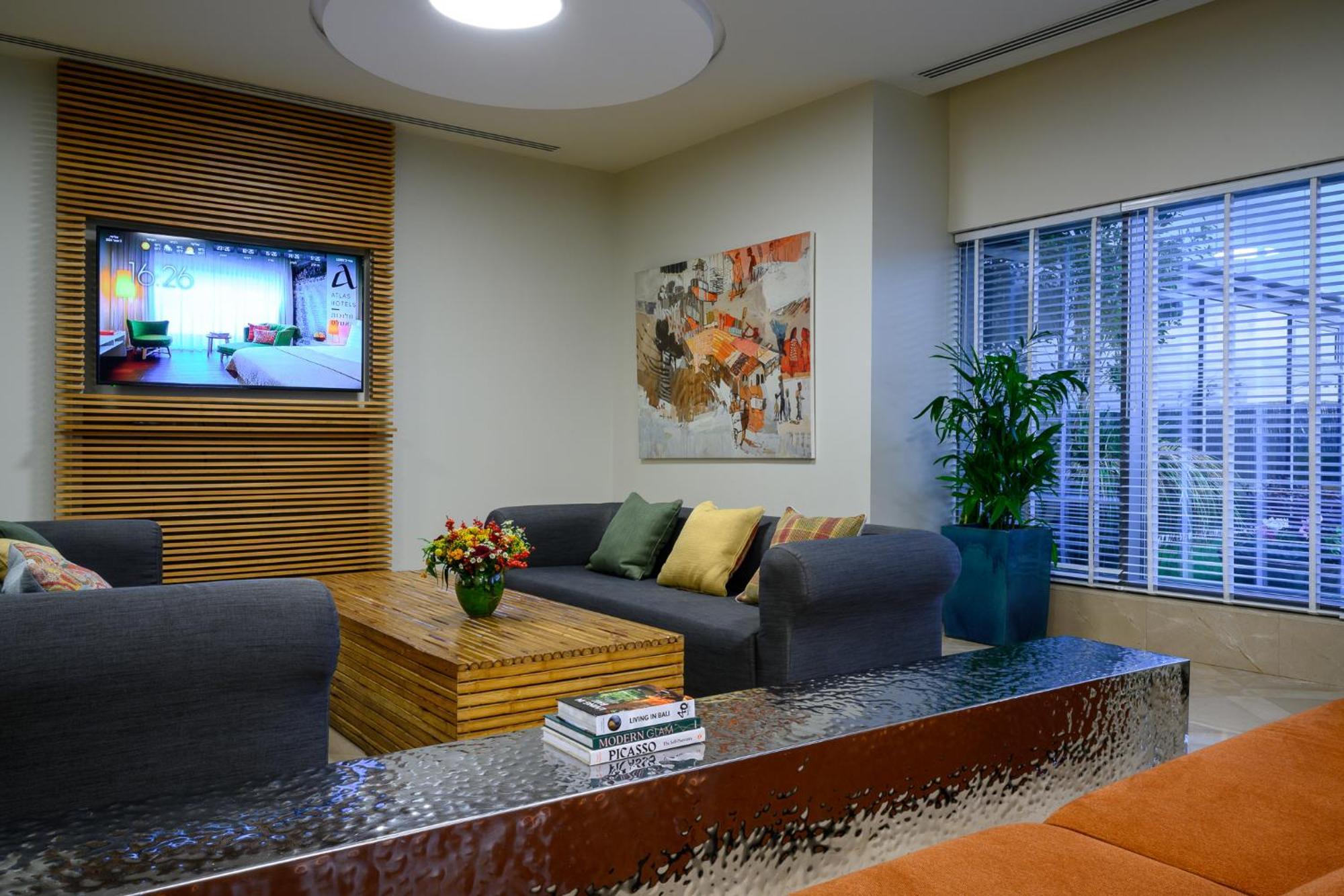 Sadot Hotel Ben Gurion Airport - An Atlas Boutique Hotel Beer Yaakov Buitenkant foto